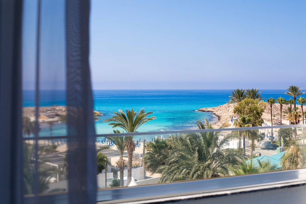 Tasia Maris Beach Hotel and Spa - Adults Only - zdjęcie 4
