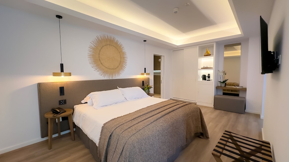 Tasia Maris Beach Hotel and Spa - Adults Only — Hotel rooms in Ayia Napa, Famagusta Region