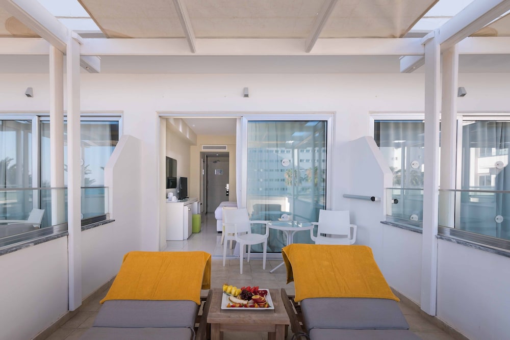 Tasia Maris Beach Hotel and Spa - Adults Only — Hotel rooms in Ayia Napa, Famagusta Region
