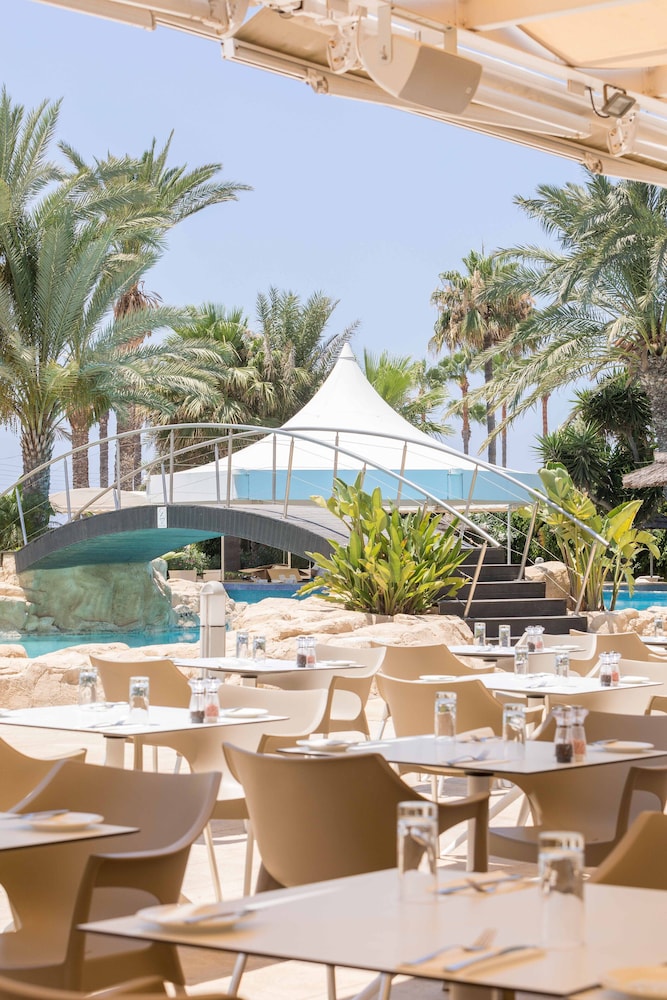 Tasia Maris Beach Hotel and Spa - Adults Only — Restaurant & bars in Ayia Napa, Famagusta Region