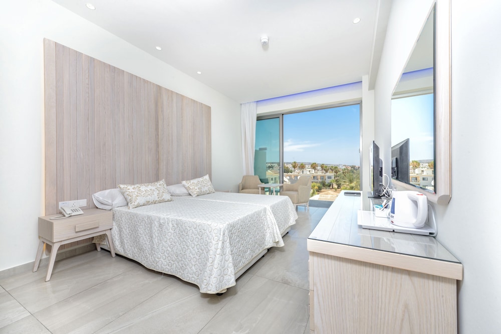 Tasia Maris Beach Hotel and Spa - Adults Only — Hotel rooms in Ayia Napa, Famagusta Region