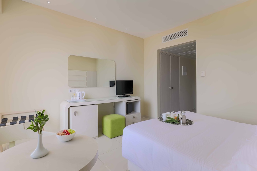 Tasia Maris Beach Hotel and Spa - Adults Only — Hotel rooms in Ayia Napa, Famagusta Region