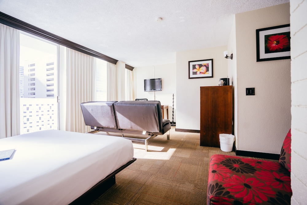 Stay Hotel Waikiki — Hotel rooms in Honolulu, Hawaii