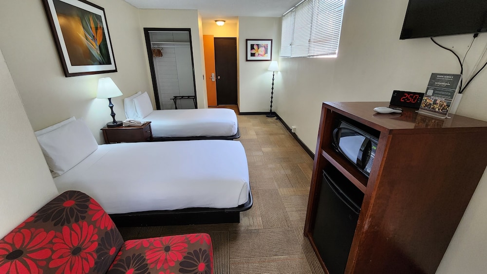 Stay Hotel Waikiki — Hotel rooms in Honolulu, Hawaii