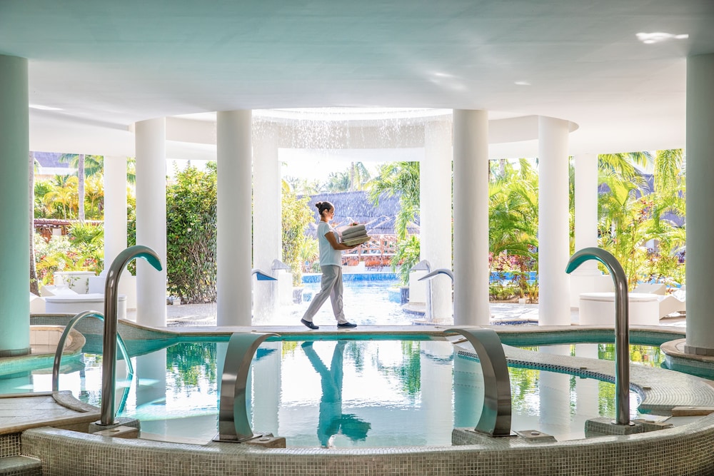Excellence Riviera Cancun - Adults Only All Inclusive — Swimming pool in Puerto Morelos, Quintana Roo