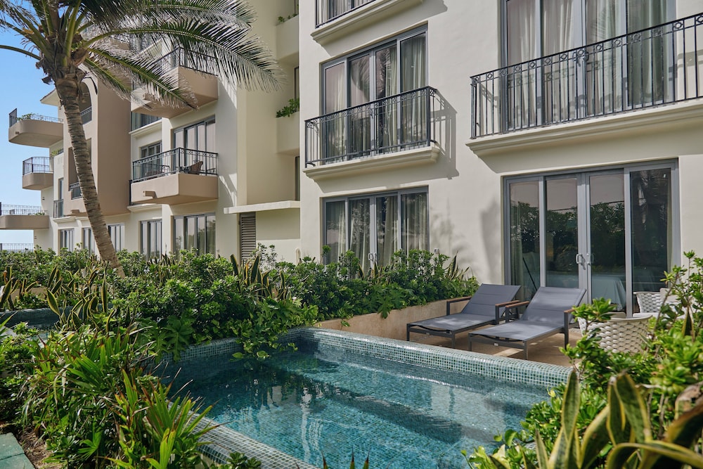 Fiesta Americana Condesa Cancun All Inclusive — Swimming pool in Cancun, Quintana Roo