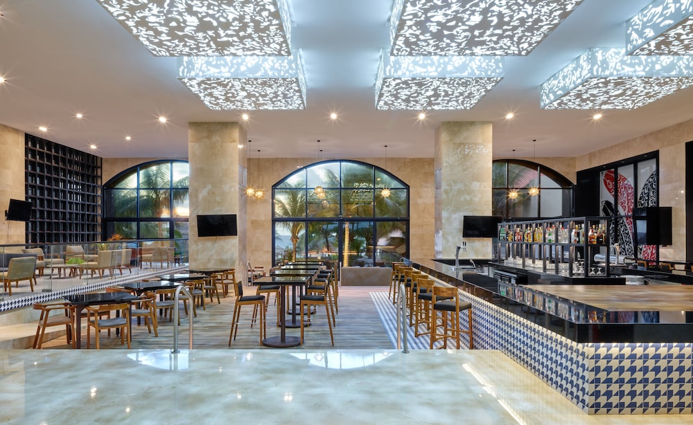 Fiesta Americana Condesa Cancun All Inclusive — Restaurant & bars in Cancun, Quintana Roo