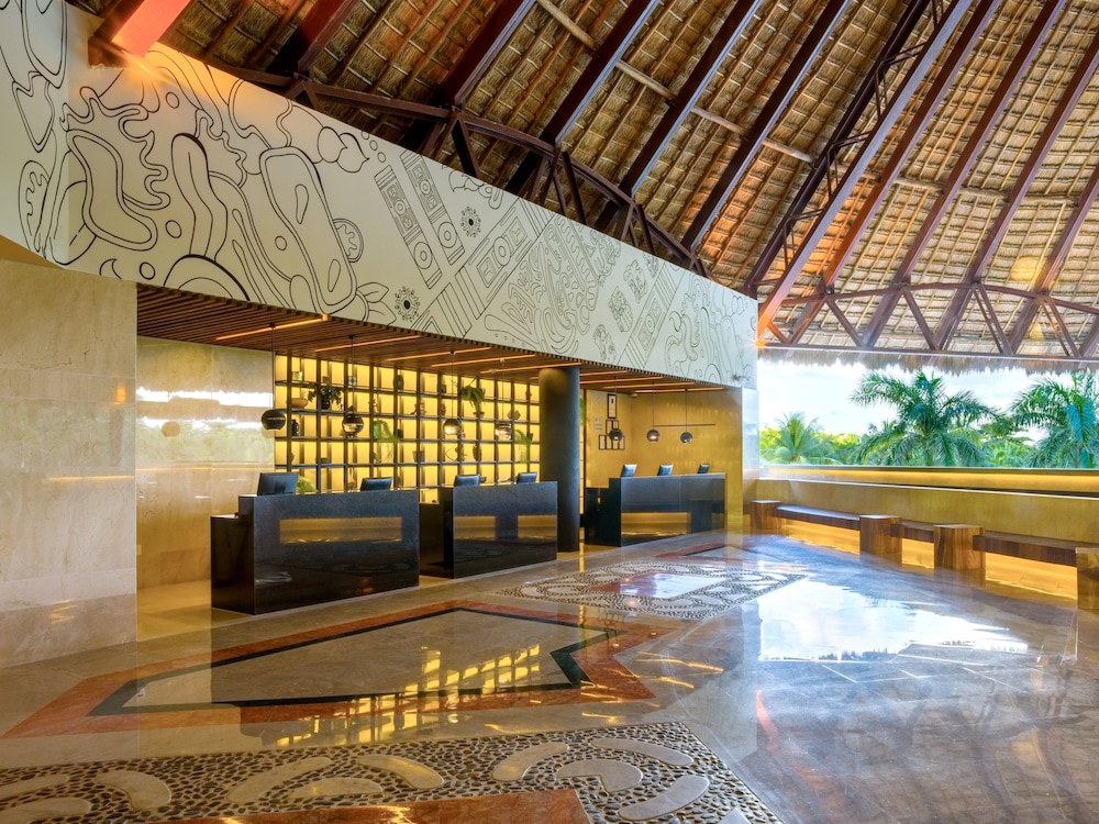 Fiesta Americana Condesa Cancun All Inclusive — Hotel building in Cancun, Quintana Roo