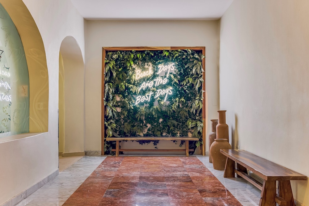 Fiesta Americana Condesa Cancun All Inclusive — Hotel building in Cancun, Quintana Roo