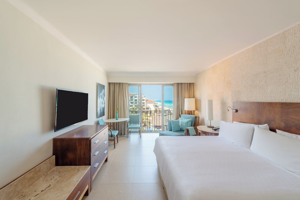 Fiesta Americana Condesa Cancun All Inclusive — Hotel rooms in Cancun, Quintana Roo