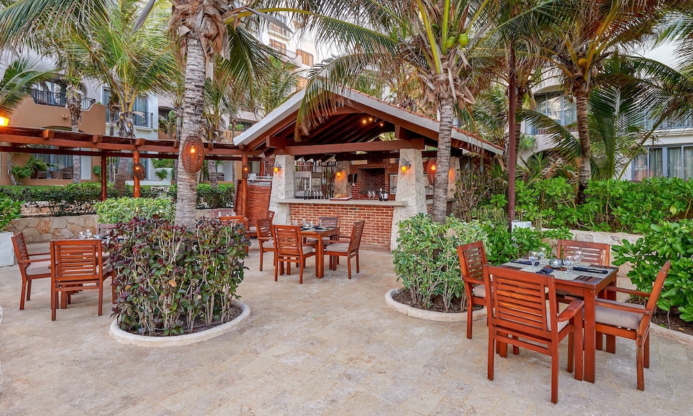 Fiesta Americana Condesa Cancun All Inclusive — Restaurant & bars in Cancun, Quintana Roo