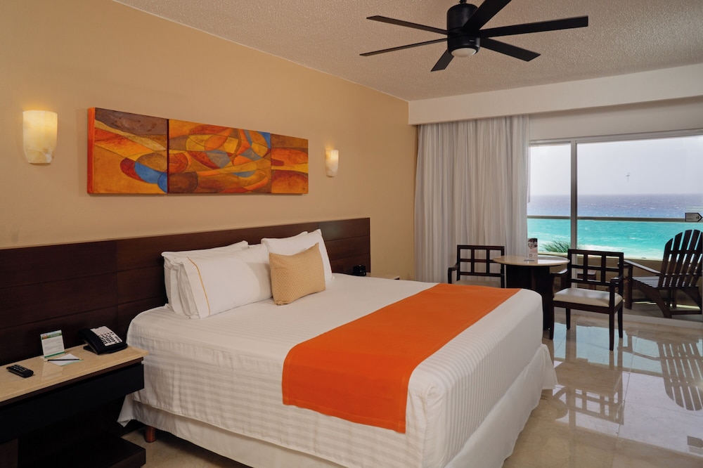 Flamingo Cancun - All Inclusive — Hotel rooms in Cancun, Quintana Roo