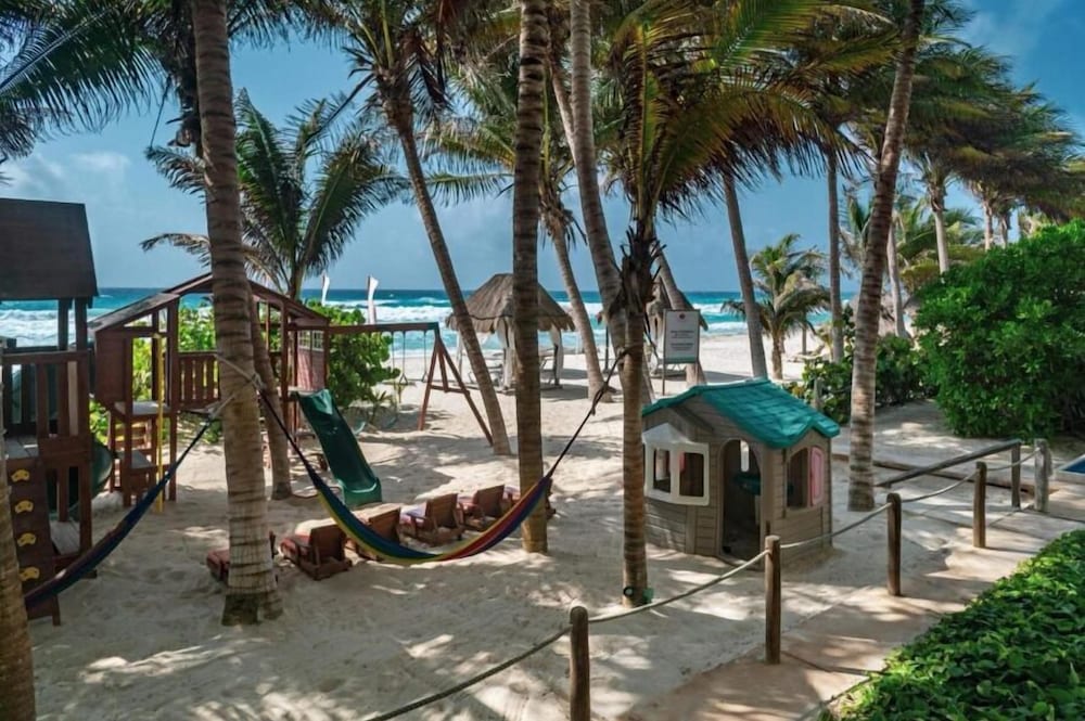 Flamingo Cancun - All Inclusive — Beach in Cancun, Quintana Roo