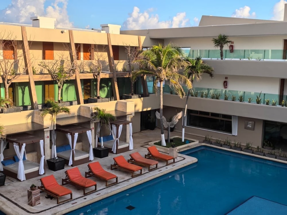 Flamingo Cancun - All Inclusive — Hotel building in Cancun, Quintana Roo