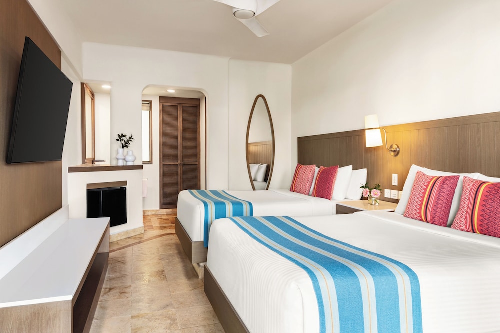 Wyndham Alltra Playa del Carmen Adults Only All Inclusive — Rooms in Playa del Carmen, Quintana Roo