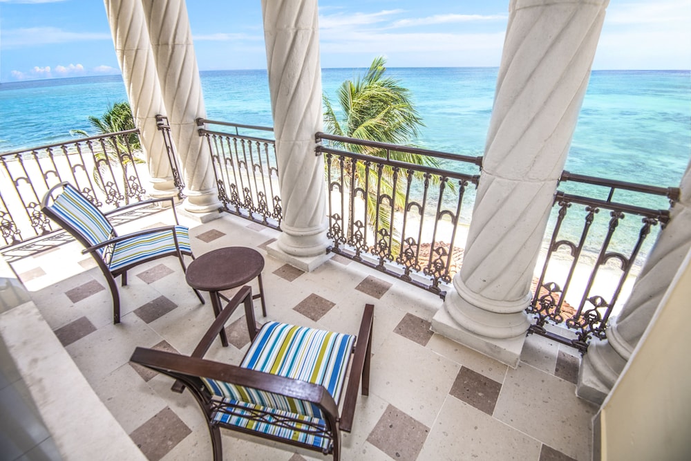 Wyndham Alltra Playa del Carmen Adults Only All Inclusive — Rooms in Playa del Carmen, Quintana Roo