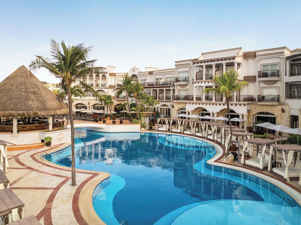 Wyndham Alltra Playa del Carmen Adults Only All Inclusive — Pool in Playa del Carmen, Quintana Roo