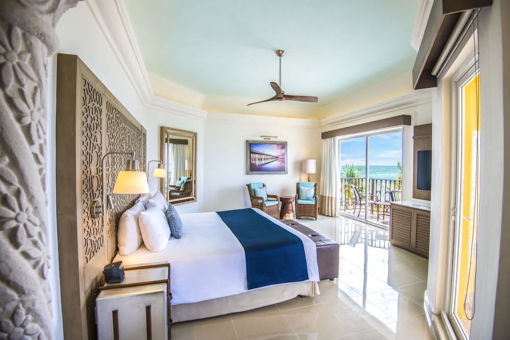 Wyndham Alltra Playa del Carmen Adults Only All Inclusive — Rooms in Playa del Carmen, Quintana Roo