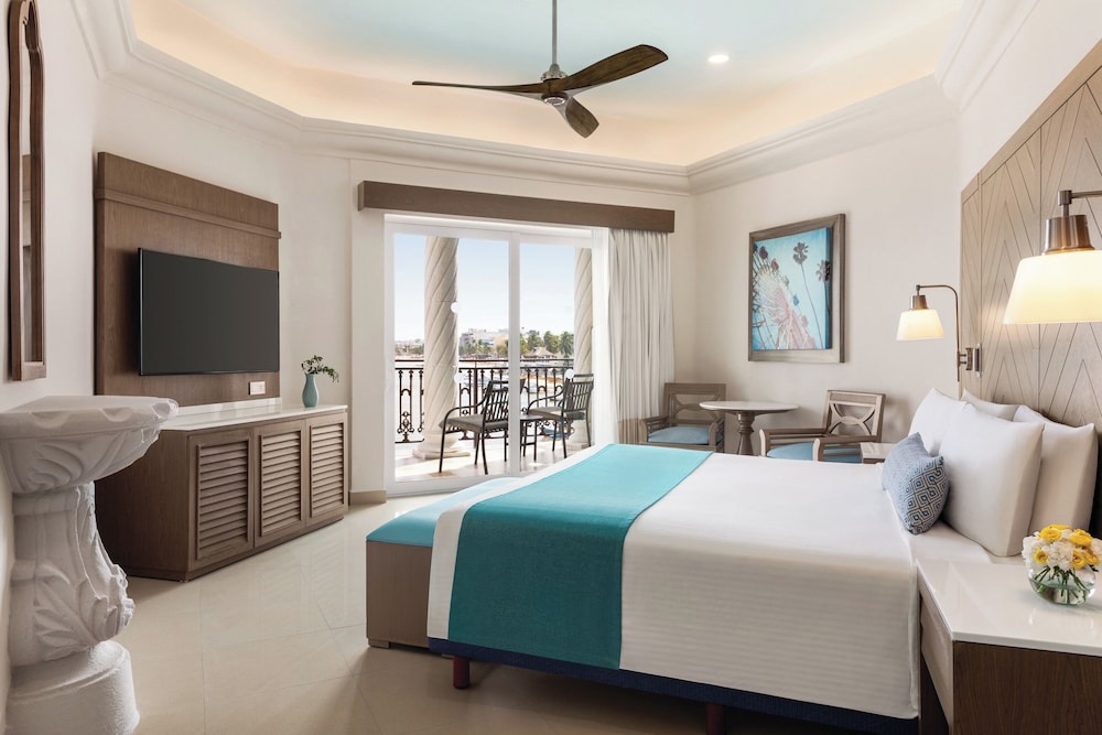 Wyndham Alltra Playa del Carmen Adults Only All Inclusive — Rooms in Playa del Carmen, Quintana Roo