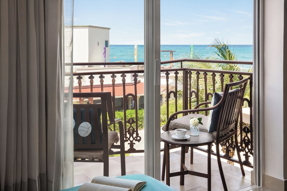 Wyndham Alltra Playa del Carmen Adults Only All Inclusive — Rooms in Playa del Carmen, Quintana Roo