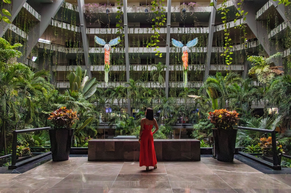 The Grand Oasis Cancun - All Inclusive — Hotel building in Cancun, Quintana Roo