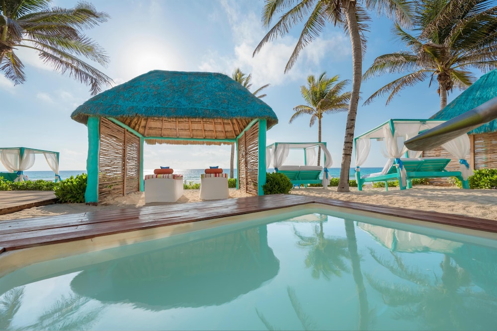 The Grand Oasis Cancun - All Inclusive — Beach in Cancun, Quintana Roo