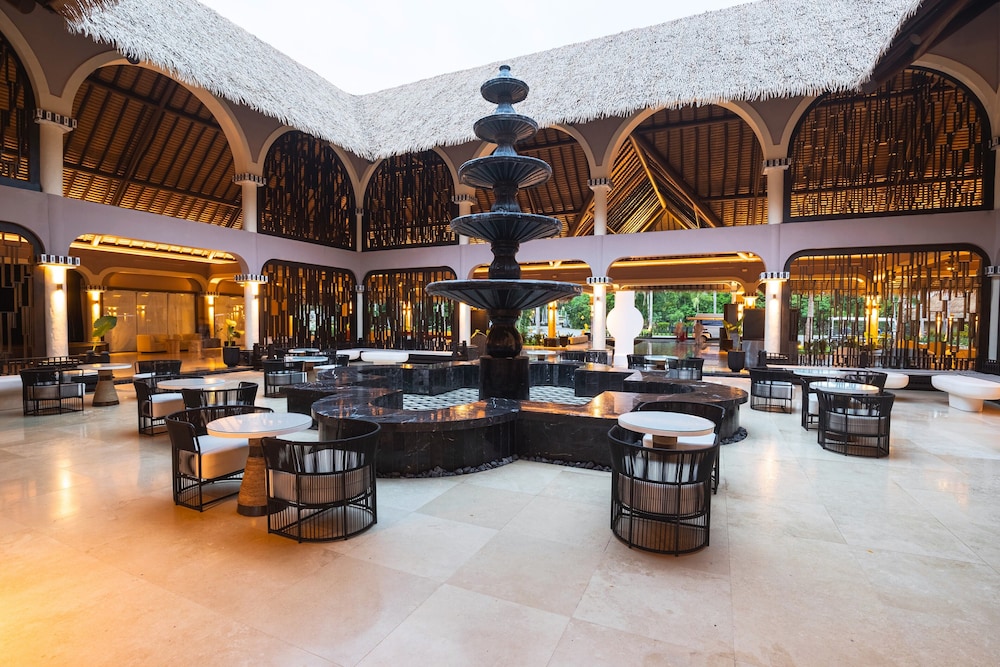 Grand Palladium Colonial Resort & Spa All Inclusive — Xetna, Quintana Roo