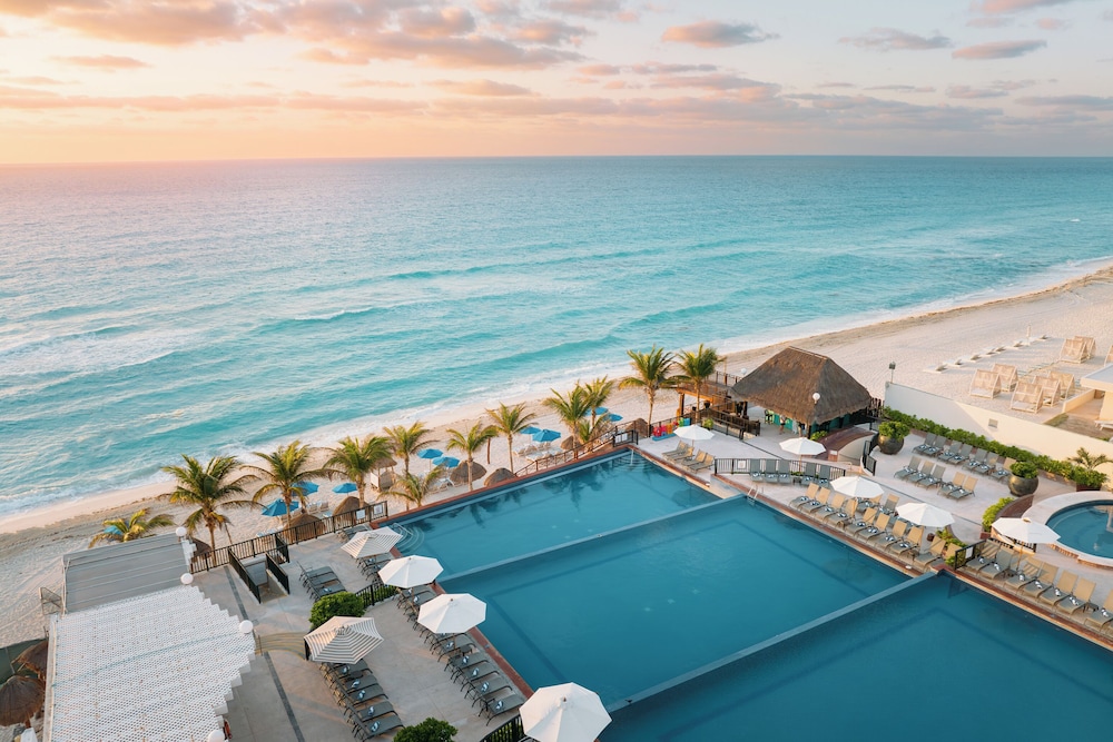 Seadust Cancún Beach Resort  All Inclusive — Main photo in Cancun, Quintana Roo