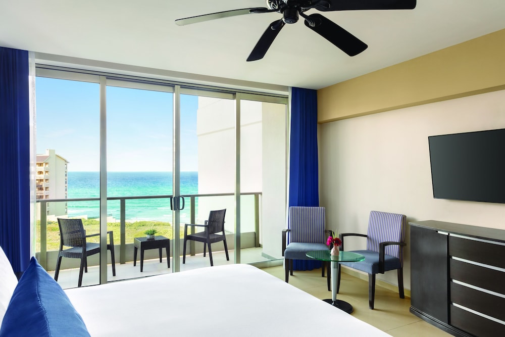 Seadust Cancún Beach Resort  All Inclusive — Hotel rooms in Cancun, Quintana Roo