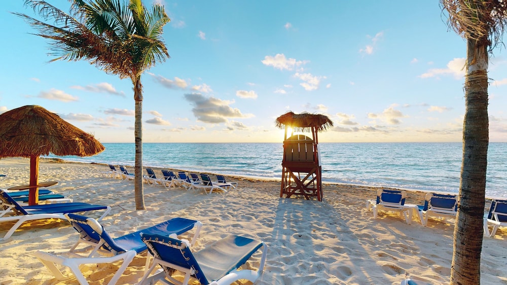 Seadust Cancún Beach Resort  All Inclusive — Beach in Cancun, Quintana Roo