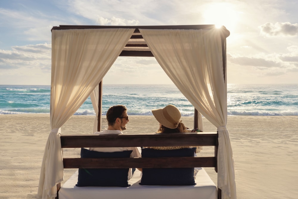 Seadust Cancún Beach Resort  All Inclusive — Beach in Cancun, Quintana Roo