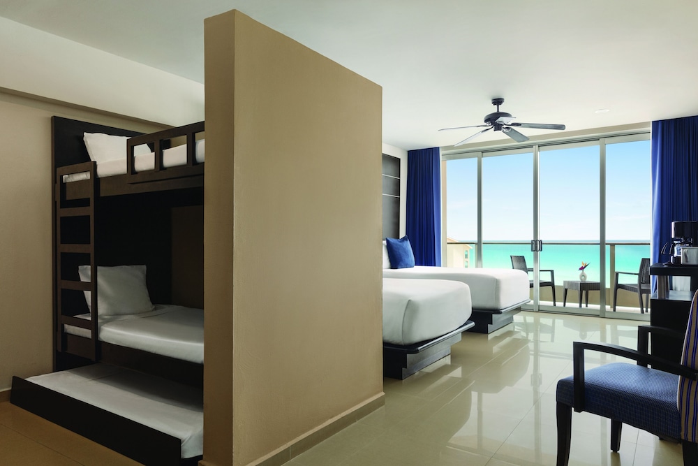 Seadust Cancún Beach Resort  All Inclusive — Hotel rooms in Cancun, Quintana Roo