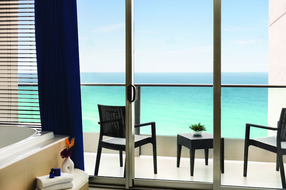 Seadust Cancún Beach Resort  All Inclusive — Hotel rooms in Cancun, Quintana Roo