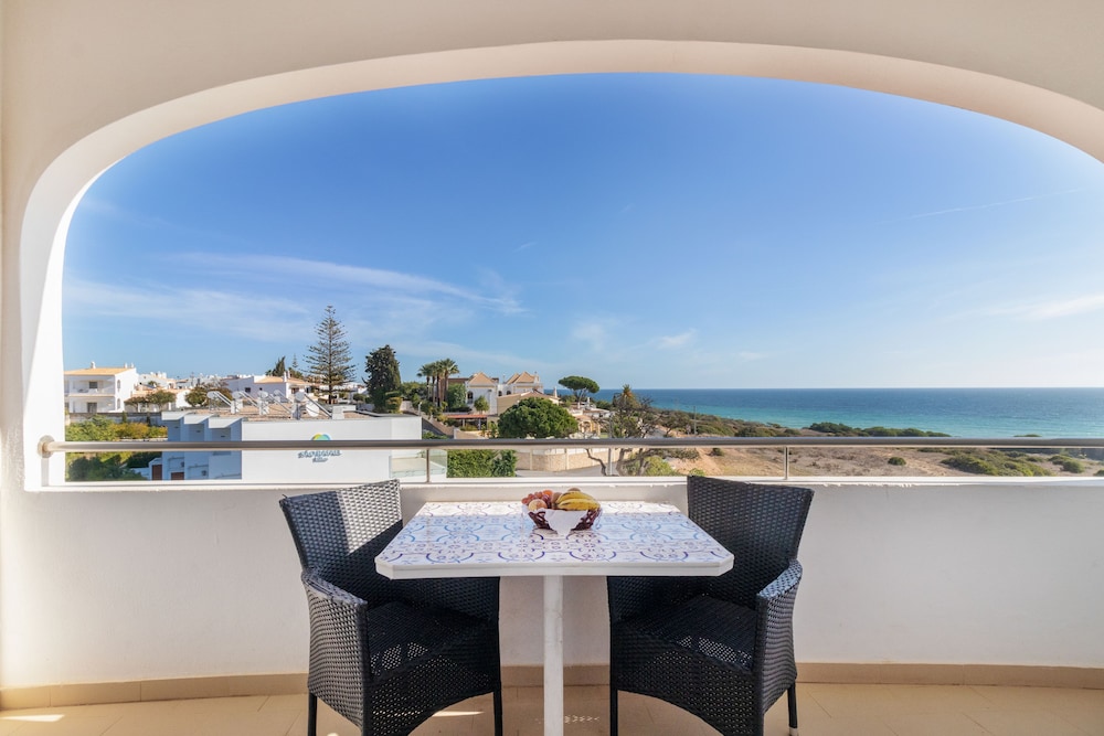 Hotel Maritur - Adults Only by Pierre & Vacances — Beach in Albufeira, Faro