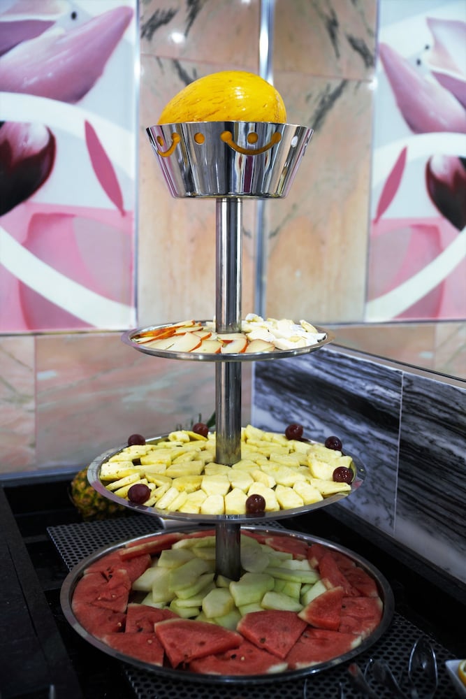 Hotel Maritur - Adults Only by Pierre & Vacances — Restaurant & bars in Albufeira, Faro