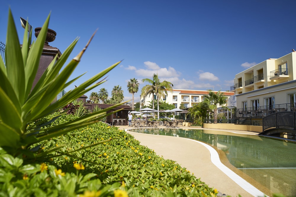 PortoBay Santa Maria, Adults Only — Swimming pool in Funchal, Madeira