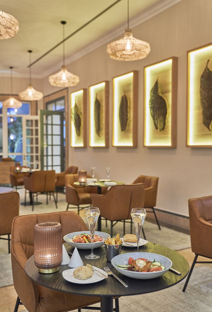 PortoBay Santa Maria, Adults Only — Restaurant & bars in Funchal, Madeira