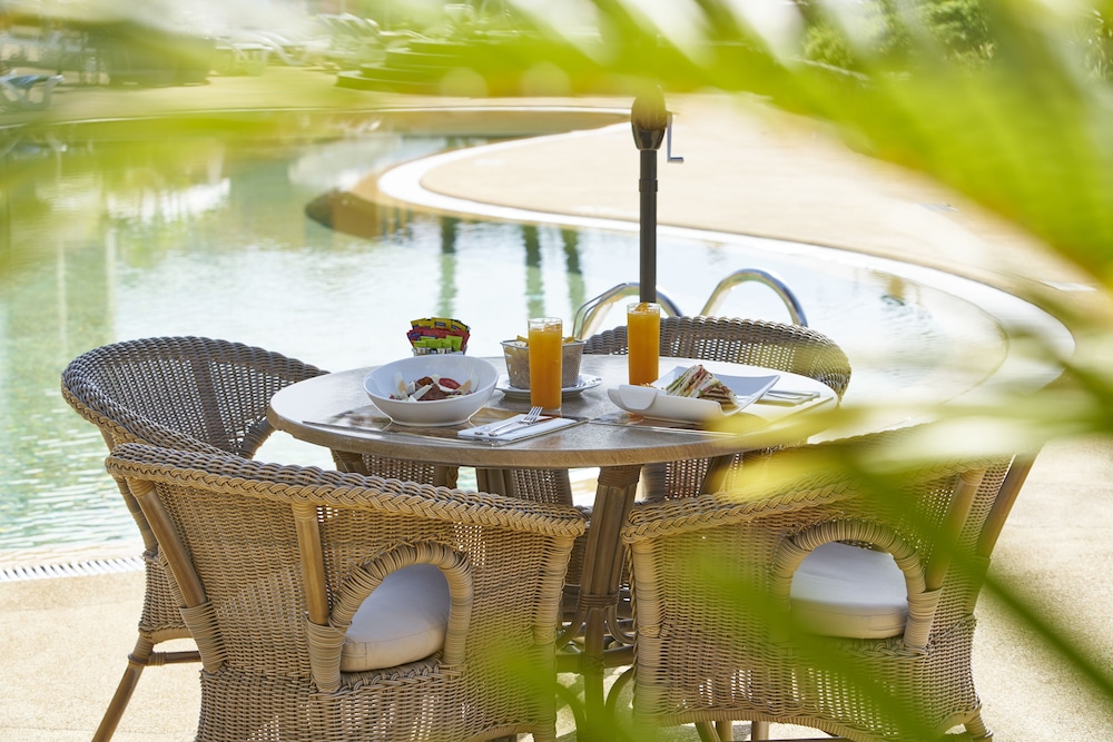 PortoBay Santa Maria, Adults Only — Restaurant & bars in Funchal, Madeira