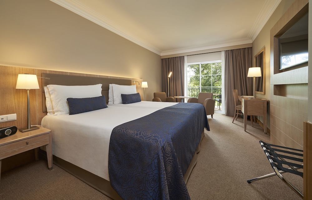 PortoBay Santa Maria, Adults Only — Hotel rooms in Funchal, Madeira
