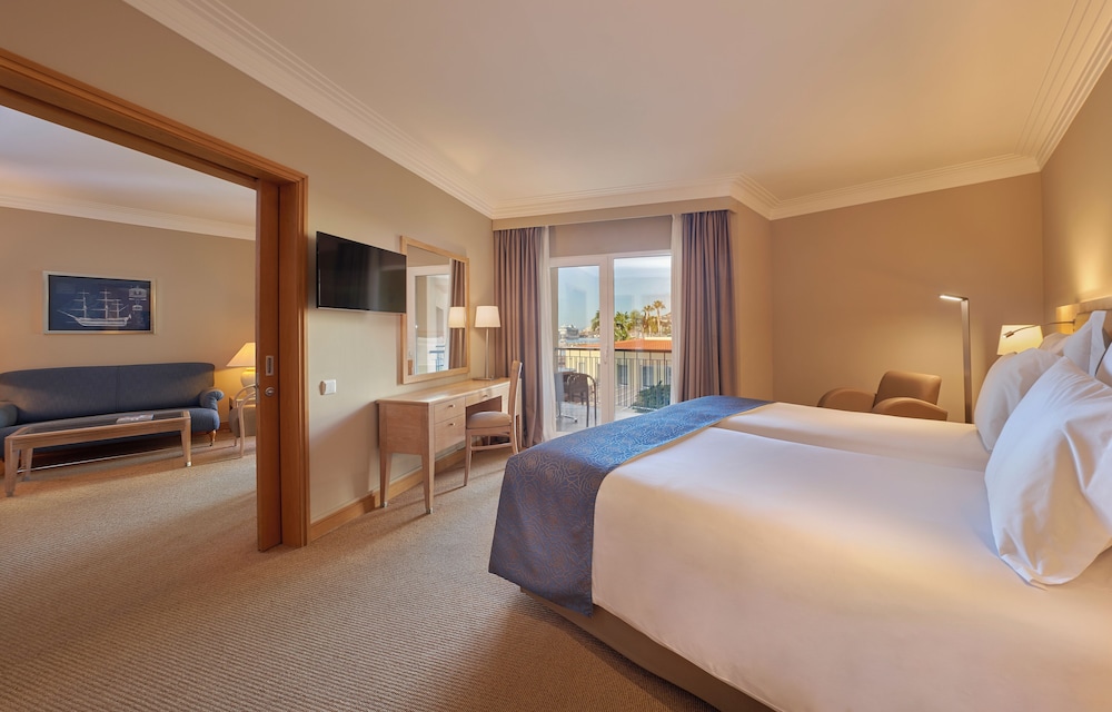PortoBay Santa Maria, Adults Only — Hotel rooms in Funchal, Madeira