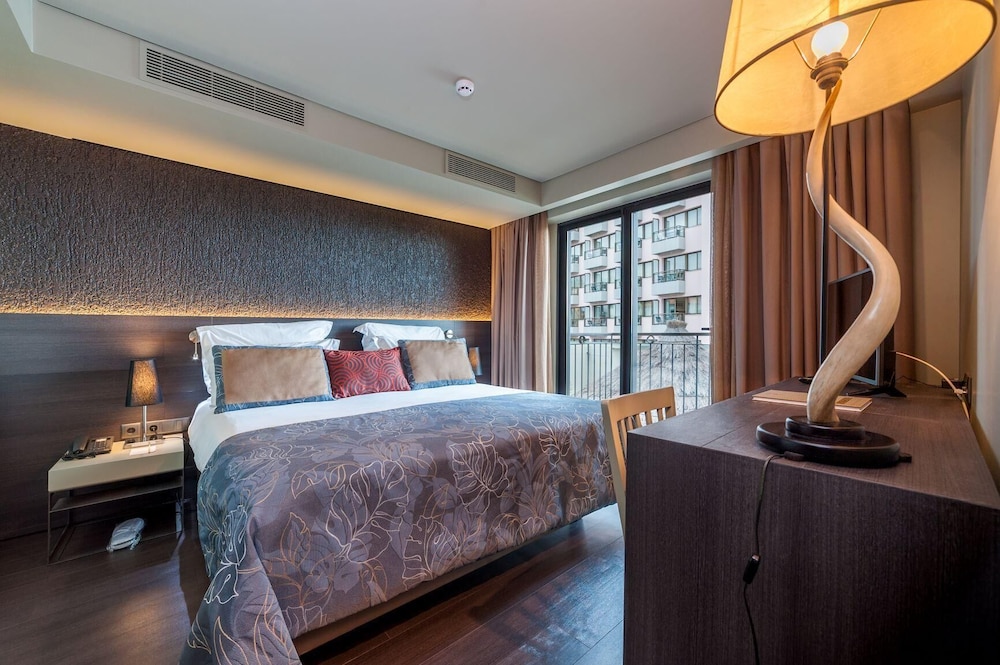 Tui Blue Gardens - Adults Only - Savoy Signature — Hotel rooms in Funchal, Madeira