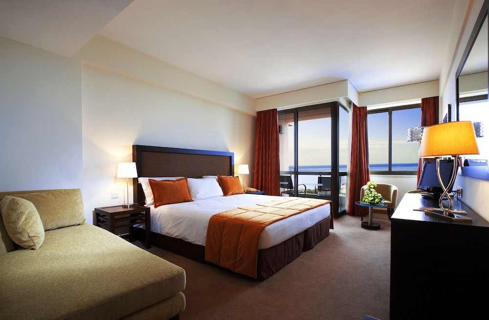 Tui Blue Gardens - Adults Only - Savoy Signature — Hotel rooms in Funchal, Madeira