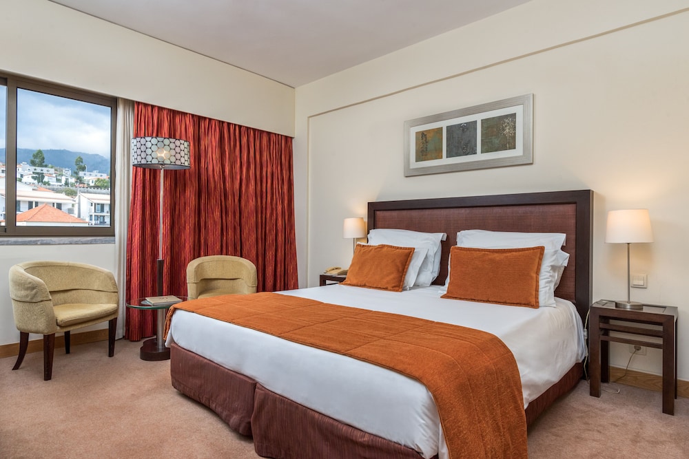 Tui Blue Gardens - Adults Only - Savoy Signature — Hotel rooms in Funchal, Madeira