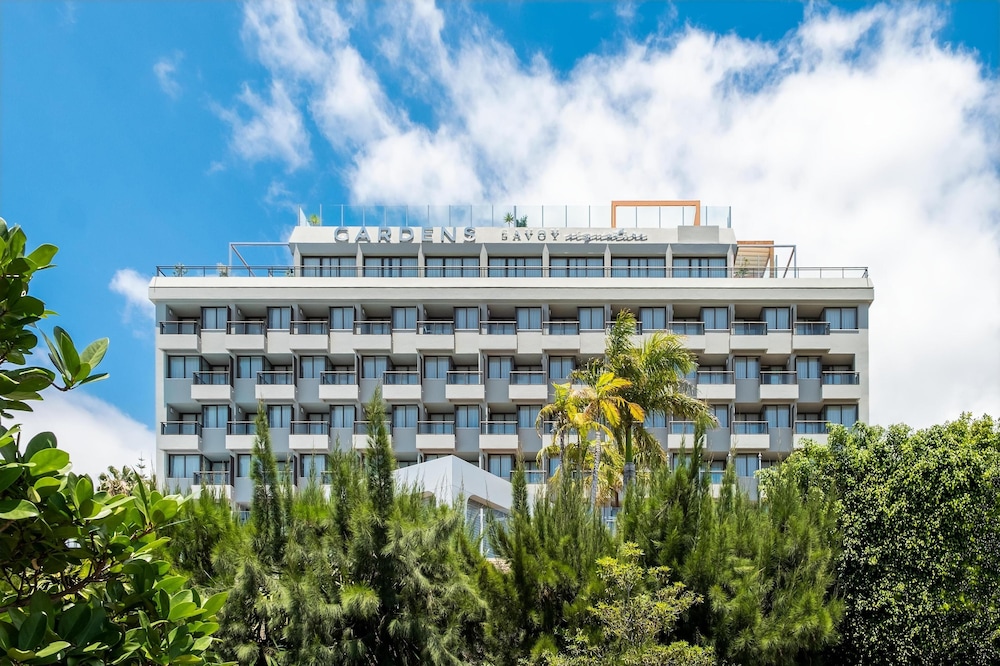 Tui Blue Gardens - Adults Only - Savoy Signature — Hotel building in Funchal, Madeira