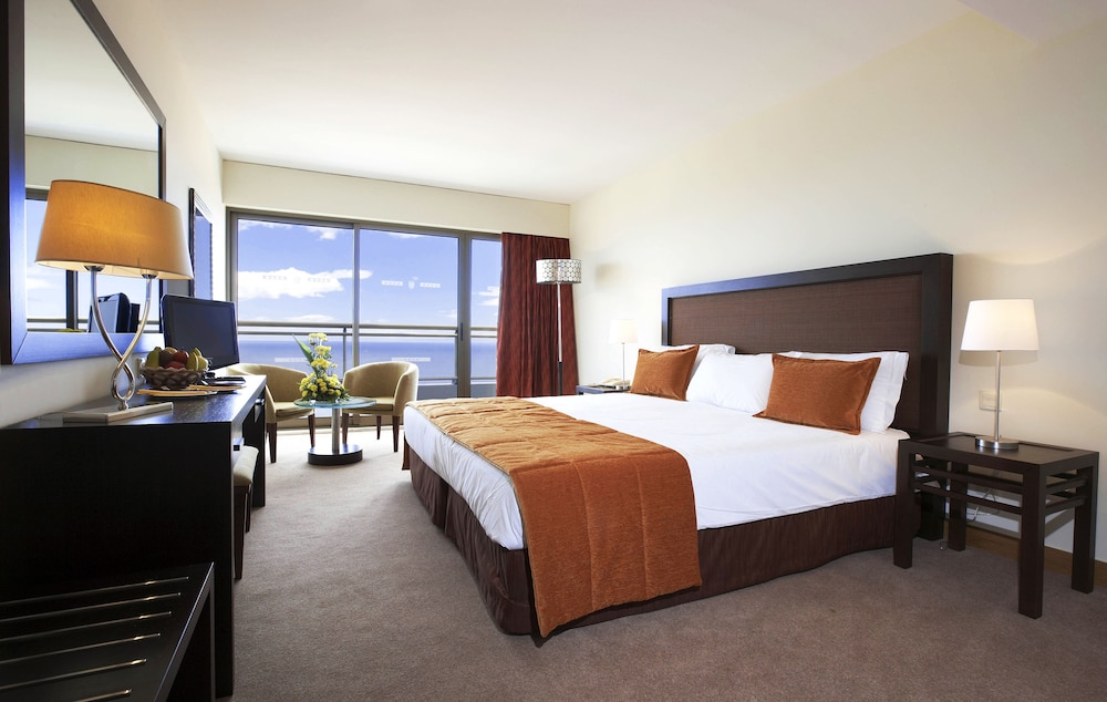 Tui Blue Gardens - Adults Only - Savoy Signature — Hotel rooms in Funchal, Madeira