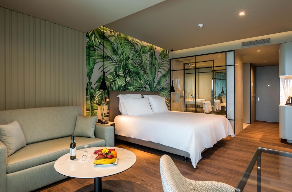 Tui Blue Gardens - Adults Only - Savoy Signature — Hotel rooms in Funchal, Madeira