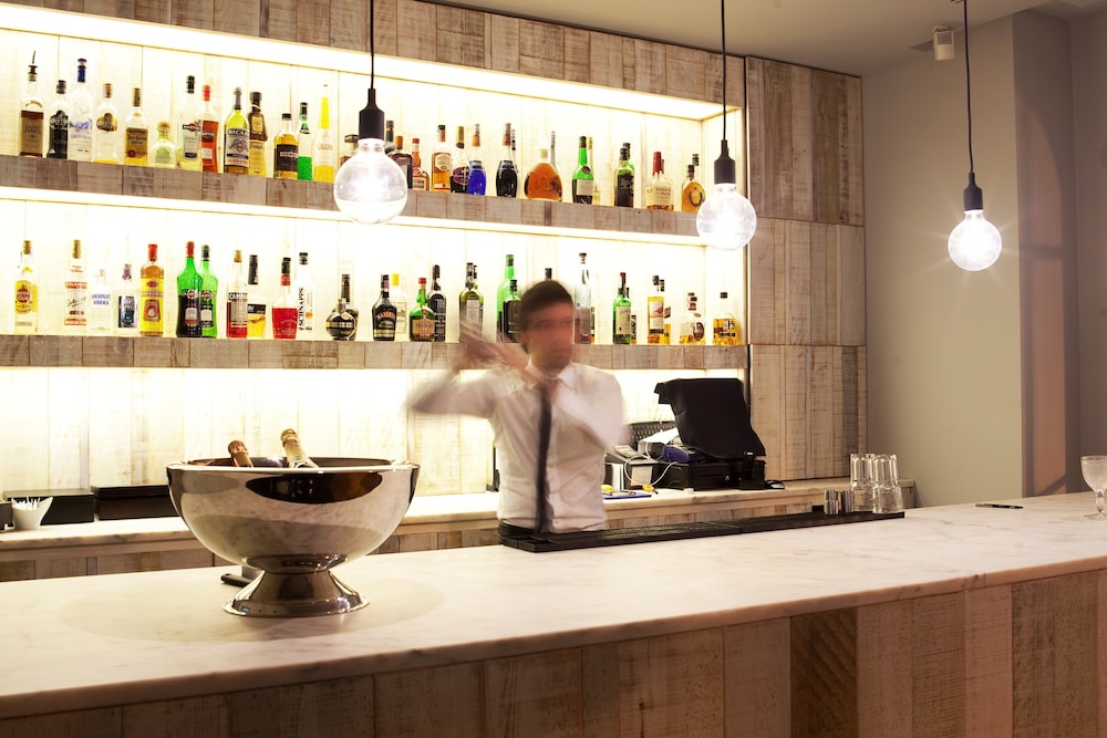 Internacional Design Hotel — Restaurant & bars in Lisbon, Lisboa