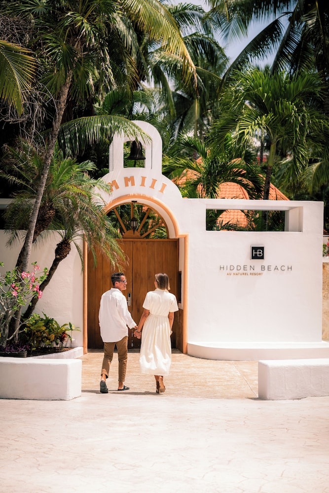 Hidden Beach Resort Au Naturel Adults Only, All & More Inclusive - All inclusive — Hotel building in Xetna, Quintana Roo