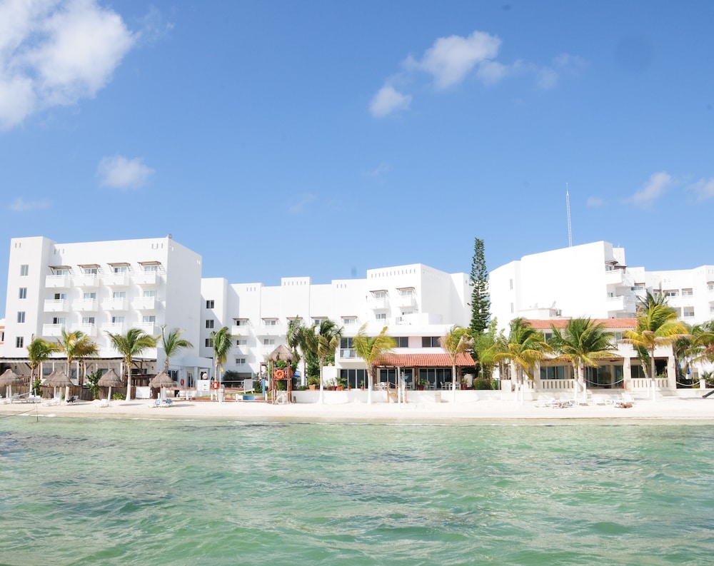 Ocean View Cancun Arenas — Beach in Cancun, Quintana Roo