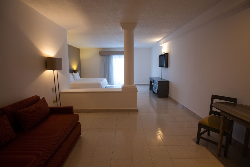 Ocean View Cancun Arenas — Hotel rooms in Cancun, Quintana Roo